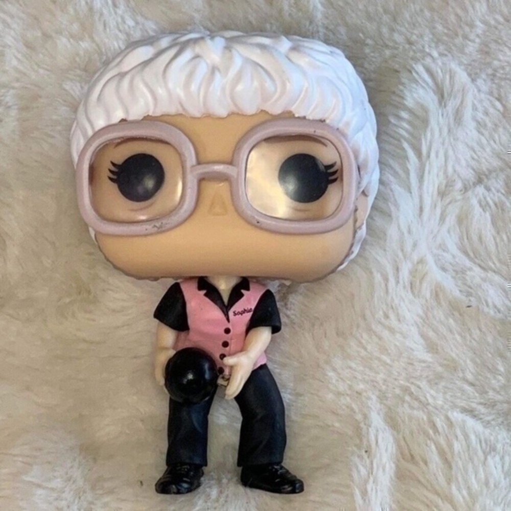5/$25 Funko POP! TV SOPHIA Patrillo Bowling The Golden Girls #1014 Figure